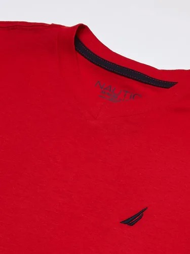 Vista 2 de Nautica Camiseta de manga corta con cuello en V para niños, suave, cómoda, ajuste relajado