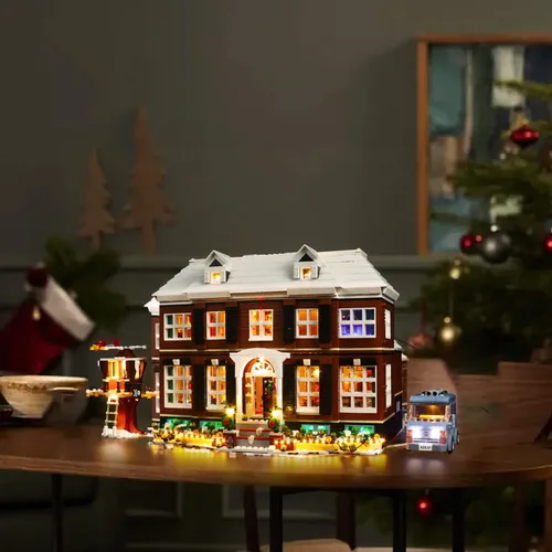 Vista 5 de BrickBling Kit de iluminación LED compatible con Lego Home Alone 21330 Edificio, kit de iluminación con control remoto compatible con Lego 21330
