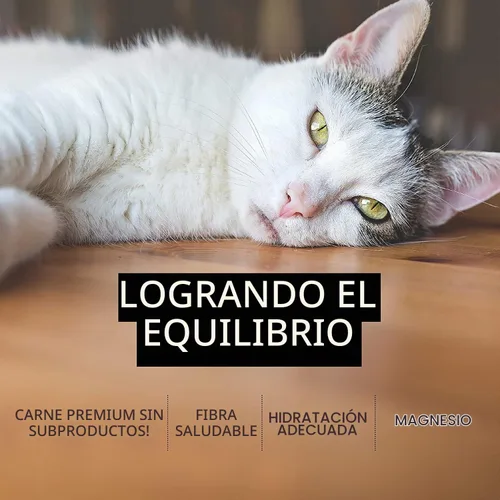 Vista 4 de Fussie Cat Super Premium - Alimento húmedo para gatos sin granos de pollo con salsa, latas de 5.5 onzas, caja de 24 latas