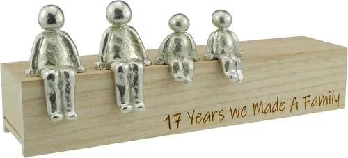 Vista 6 de Idea del 17 aniversario – 17 años que hicimos un adorno de metal familiar – Elige tu combinación familiar (1 niño)