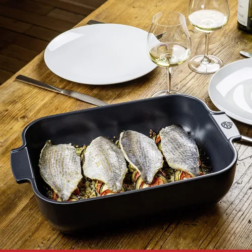 Vista 2 de Peugeot - Appolia - Plato rectangular para horno - Horno de cerámica con asas - Pizarra, 8 x 6 x 2 pulgadas Rojo