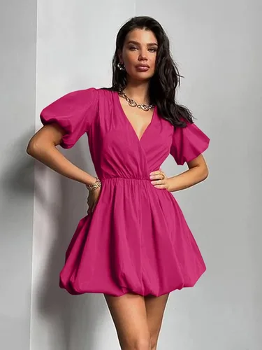 Vista 5 de PRETTYGARDEN Vestidos cortos de verano para mujer, estilo casual, manga abombada, cuello en V, volantes, color sólido, vestido acampanado