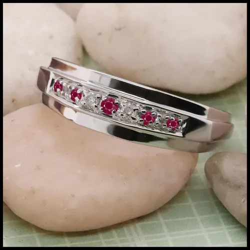 Vista 4 de Dazzlingrock Collection Anillo de boda redondo alternativo con diamantes blancos para él en plata de ley 925