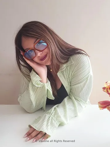 Vista 4 de VISOONE Gafas de bloqueo de luz azul TR90 de gran tamaño, accesorios de moda, sin receta para mujeres, Harvard