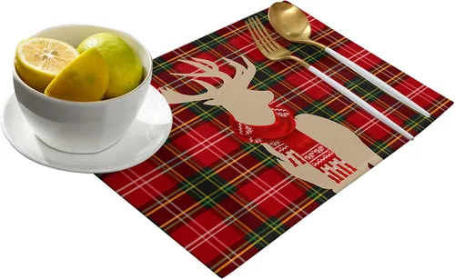 Vista 4 de Juego de 4 manteles individuales de reno de Navidad para mesa de comedor, alce de Navidad con bufanda, a cuadros de búfalo rojo, verde, duradero