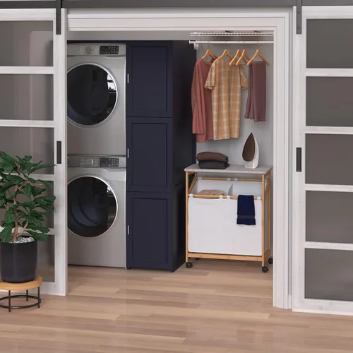 Vista 5 de ClosetMaid Cesta de bambú para ropa sucia con tabla de planchar, estación plegable, compartimentos dobles con divisor, clasificador portátil