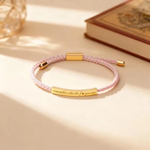 Vista 8 de Pulsera trenzada motivacional con texto en inglés "Remember Who The F You Are", regalos inspiradores para mujeres y amigas