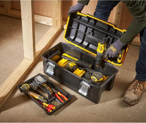 Vista 4 de STANLEY FATMAX - Caja de herramientas impermeable de 22.8 in, resistente al agua, gran capacidad de almacenamiento, ranura en V para corte extra