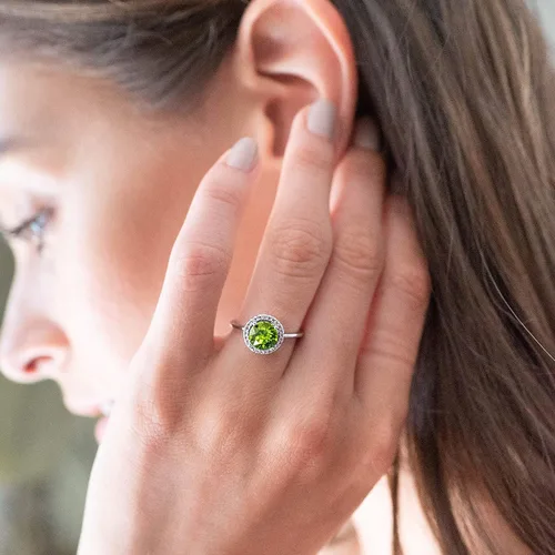 Vista 2 de PAVOI 14K Gold Plated Crystal Birthstone Rings Rings for Women