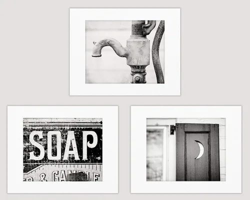 Vista 2 de LISA RUSSO FINE ART - Juego de 3 pinturas artísticas de pared de baño en blanco y negro de 5 x 7 pulgadas sin marco con tapetes blancos de 8 x 10