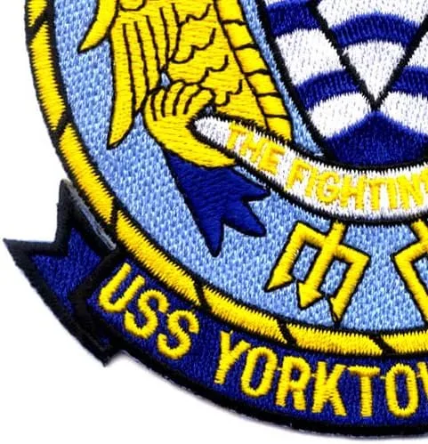 Vista 5 de CVS-10 USS Yorktown Parche La dama luchadora