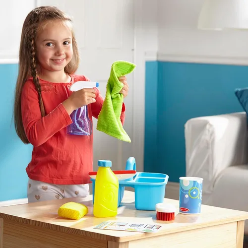 Vista 2 de Spray, rociador y limpia cristales Melissa & Doug, conjunto de juegos para fingir jugar a la limpieza