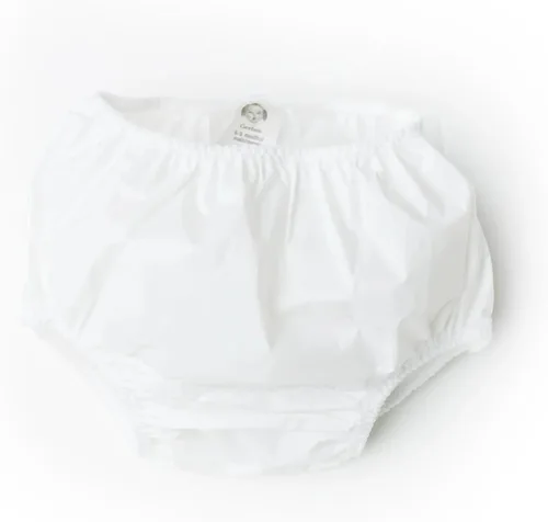 Vista 4 de Gerber Paquete de 8 fundas impermeables unisex para pañales y ropa interior de entrenamiento para niños pequeños, color blanco, 2T de EE. UU
