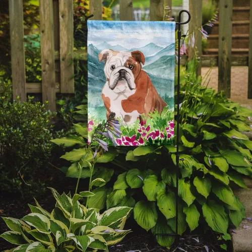 Vista 2 de Caroline's Treasures CK1979GF Bandera de jardín de Bulldog Inglés con diseño de flores de monte, bandera decorativa para patio exterior, obras
