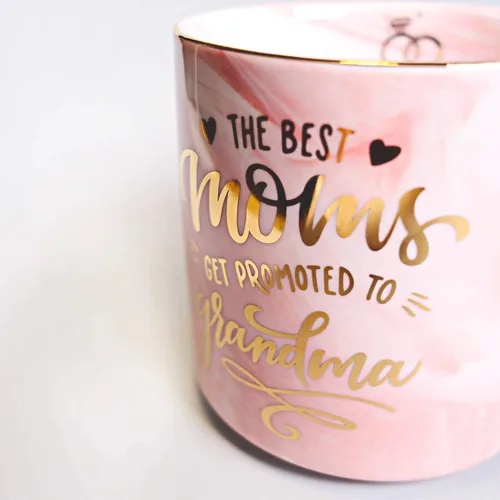 Vista 2 de VILIGHT Regalos para la abuela por primera vez, taza de promoción a la abuela, anuncio de embarazo para la nueva abuela, taza de café de mármol rosa