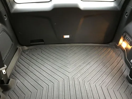 Vista 5 de Forro de Carga - Tapete de Maletero para Ford Explorer 2011-2019 – Tapetes resistentes a la intemperie para maletero de automóviles con borde