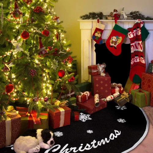 Vista 3 de HOHOTIME Falda de árbol de Navidad de arpillera, falda de árbol negro de 30 pulgadas con copos de nieve blancos y palabras de Feliz Navidad