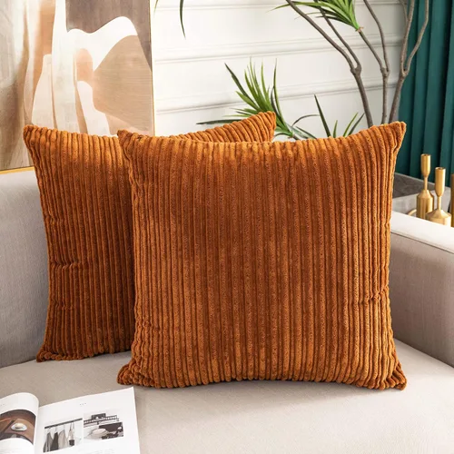 Vista 84 de UGASA - Fundas de almohada decorativas de terciopelo suave y sólidas de Navidad para sala de estar/sofá, 16 x 16 pulgadas, 2 unidades, color burdeos