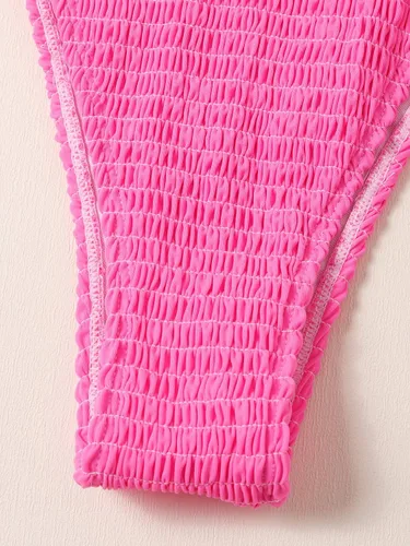 Vista 4 de SweatyRocks Traje de baño triangular de 2 piezas para mujer con parte superior halter y tanga lateral