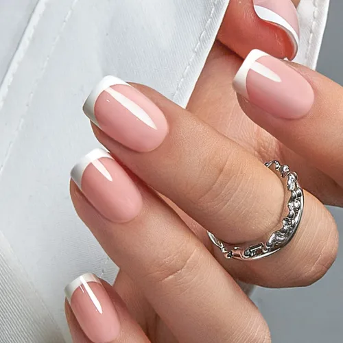 Vista 46 de CurvLife Uñas postizas cuadradas cortas a presión, terciopelo degradado Paris Script