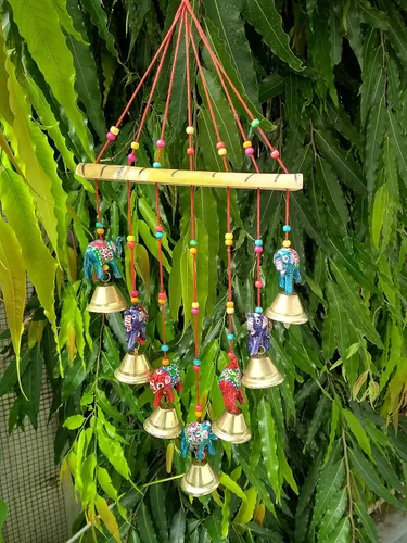 Vista 2 de Decoración para el hogar hecha a mano Adornos de puerta colgantes Campanas (tema de campana de elefante)