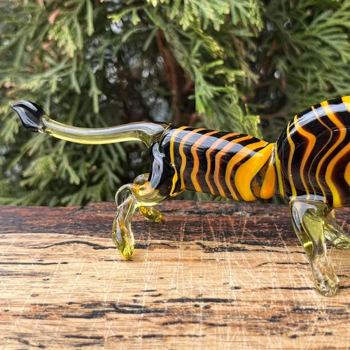 Vista 2 de Figura de tigre de cristal – Miniatura soplada a mano estilo Murano – Estatua de cristal de arte para escritorio o estante – Adorno coleccionable