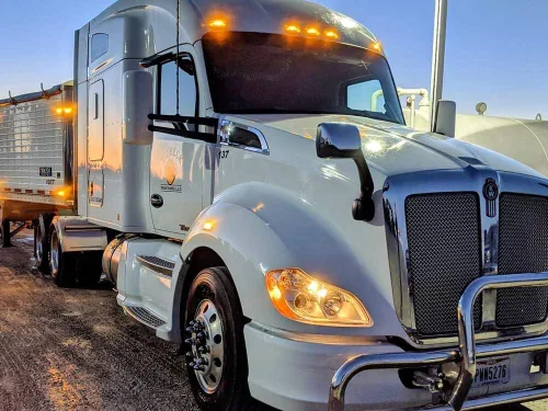 Vista 4 de iJDMTOY Lentes ámbar súper brillantes LED para rueda delantera delantera Fender Side Marker Lights compatibles con Kenworth T680 T700 T880