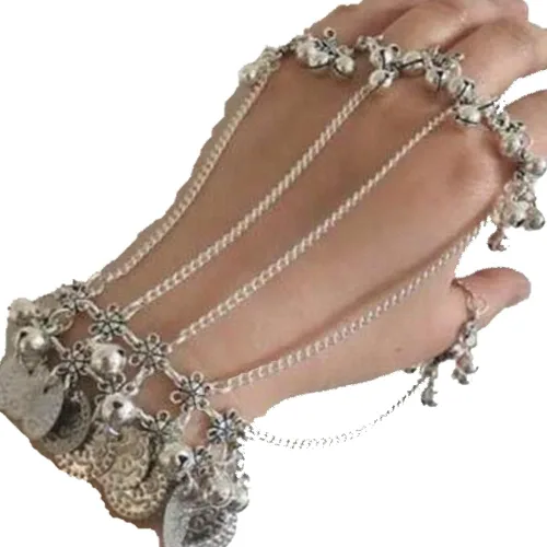 Vista 3 de YERTTER Pulsera gótica para mujer, con borla, estilo hip hop Street Dancing Cosplay para Halloween y festivales especiales (plata de la vendimia)