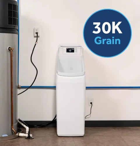Vista 8 de GE Suavizador de agua inteligente con filtración integrada, 30,000 granos, reduce los minerales duros a toda la casa, WiFi integrado con alertas