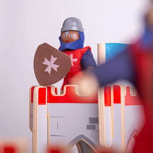 Vista 3 de Bigjigs Toys Wooden Knights Juego de figuras medievales para niños Juego de acción para juegos de rol de castillo Figuras con accesorios