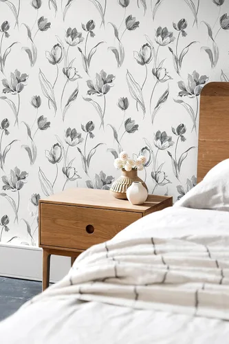 Vista 3 de NextWall Tulip Toss - Papel tapiz floral para despegar y pegar