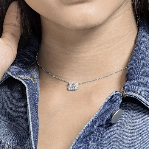 Vista 4 de Swarovski Iconic Swan Crystal Necklace and Earrings Jewelry Collection