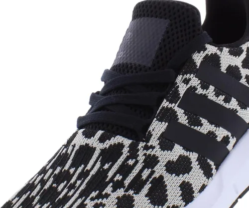 Vista 3 de adidas Swift Run - Tenis de mujer para correr