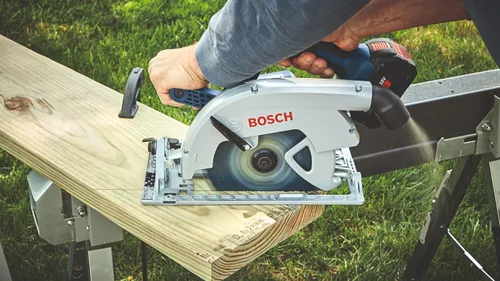Vista 9 de Bosch GKS18V-26LB14 PROFACTOR 18V Blade-Left 7-1/4 Pulg. Kit de sierra circular con (1) batería de alto poder CORE18V 8 Ah