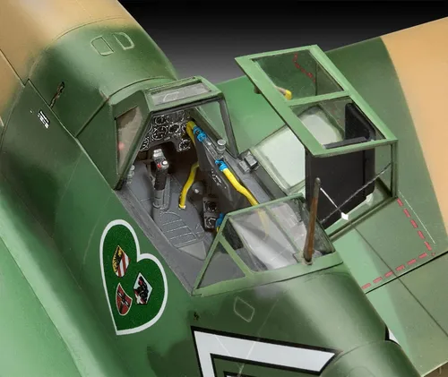 Vista 5 de Revell 03829 Messerschmitt Bf109G-2/4 Kit de modelo a escala 1:32
