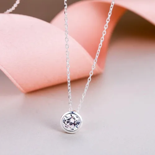 Vista 4 de EVER FAITH Gargantilla de plata de ley con circonita cúbica transparente para mujer