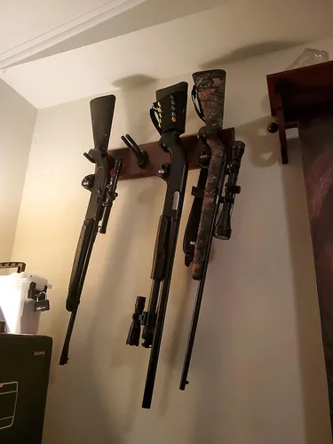 Vista 5 de Estantes para armas de pared y montaje, gancho para escopeta y rifle, exhibición de almacenamiento de armas para cualquier escopeta y arco (negro, 4)