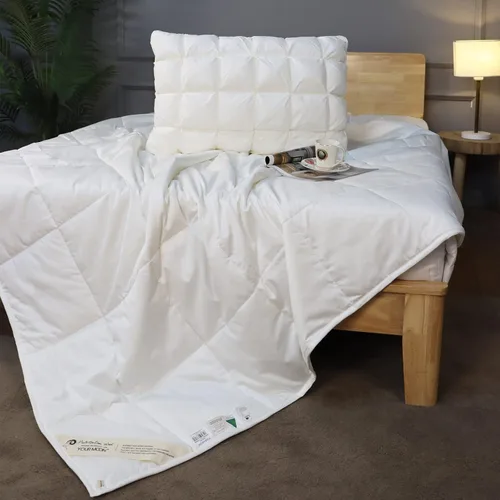 Vista 2 de YOUR MOON Edredón de lana ligero tamaño Queen blanco y almohada suave blanca tamaño estándar