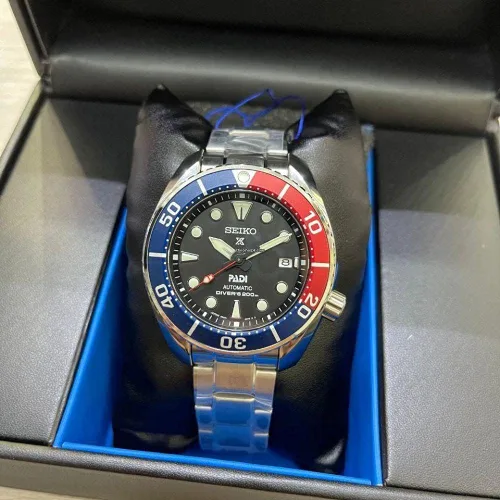 Vista 3 de PROSPEX Seiko PADI Edición Especial Buceador 656.2 ft Reloj automático de cristal de zafiro SPB181J1, Buzo