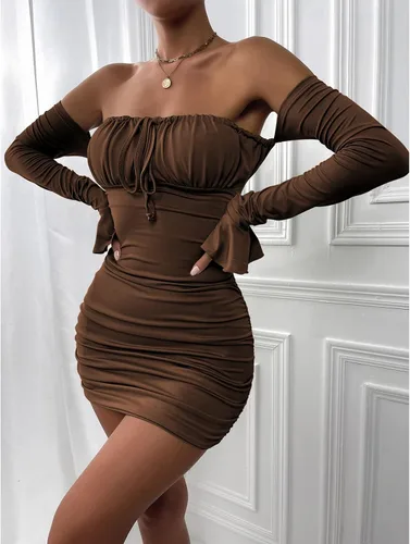 Vista 2 de Volemo Vestido corto para mujer, sexy, con hombros descubiertos, manga larga, fruncido con lazo frontal, corsé para club