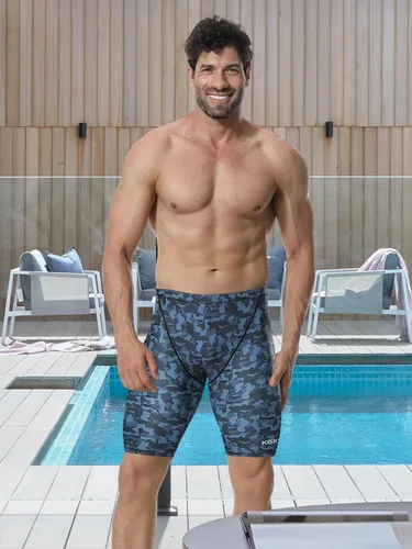 Vista 4 de KGKE Pantalones cortos de natación de pierna cuadrada para hombre UPF50+,Retención de la forma de la tela de los hombres del traje de baño