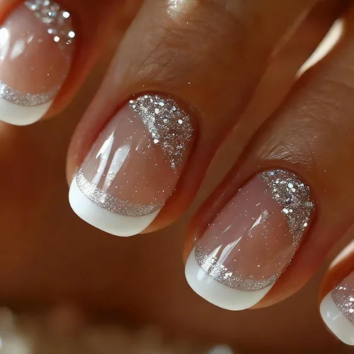 Vista 25 de Uñas postizas a presión con punta francesa, uñas postizas cuadradas cortas con diseños de cuentas de flores 3D, uñas blancas a presión, uñas Blanco