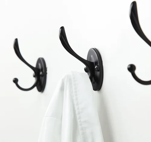Vista 8 de 5 ganchos negros para abrigos montados en la pared, ganchos de pared negros mate con tornillos, ganchos de metal negro mate para toallas para baños