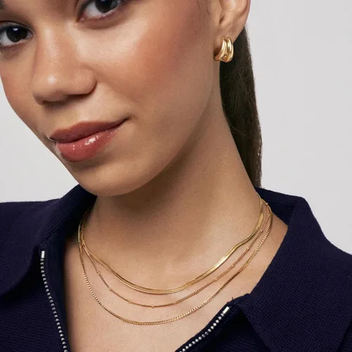Vista 3 de Hey Harper Collar de oro para mujer, collar de moda Recubrimiento de PVD dorado de 14 quilates, impermeable y resistente al sudor, no se deslustra