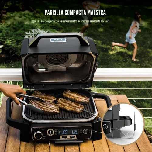 Vista 4 de Parrilla de exterior Ninja OG751 Woodfire Pro con termómetro incorporado, parrilla Master 7 en 1, ahumador de barbacoa y freidora de aire