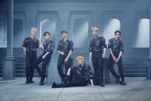 Vista 7 de Oneus Devil 1st Album Random Version 16p Lyrics Book+96p PhotoBook+1p Hidden Card+2p PhotoCard+Message PhotoCard SET+Tracking Kpop Sealed