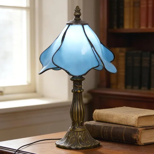 Vista 6 de Lámpara Tiffany Pequeña Mini Lámpara de Mesa de Vidrio Teñido Lámpara de Acento de Mesita de Noche Memoria Simpatía 8X14.5 Pulgadas (Azul)