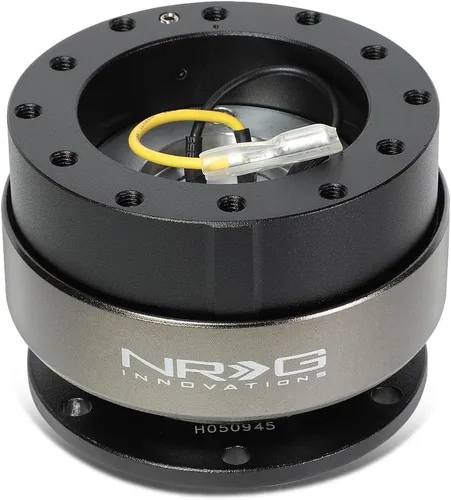 Vista 9 de NRG Innovations Gen 2.0 Adaptador de liberación rápida para volante de 6 orificios con pernos de montaje, liberación rápida - cuerpo negro/anillo