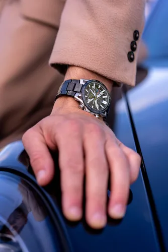 Vista 2 de Casio EQB-2000YDC-1AJF Modelo con diseño de brazo de suspensión Edificante Reloj enviado desde Japón modelo de septiembre de 2022, Blavk
