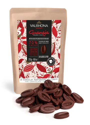 Vista 19 de Valrhona Premium French Barras de Chocolate Negro para Hornear (Feves). Clásico GUANAJA 70% Cacao. Fácil de Derretir. Fácil de Picar. Intenso